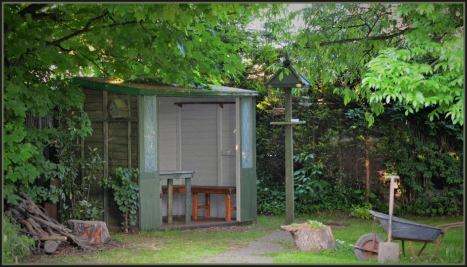 garden shelter2016